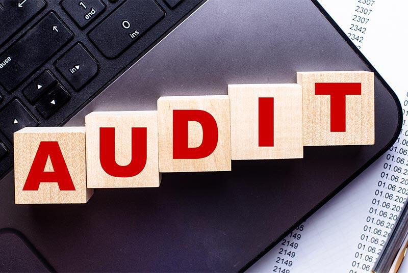 Fixed assets register auditing