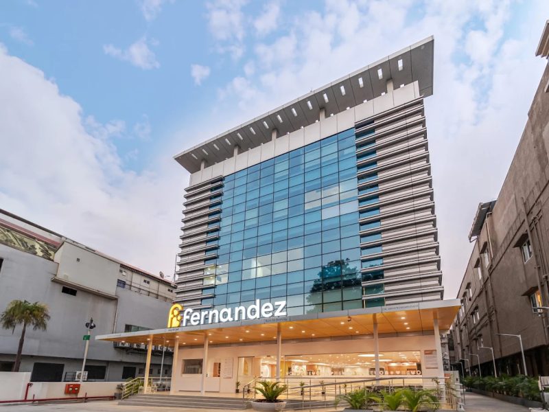 Fernandez OP Clinic - Necklace Road