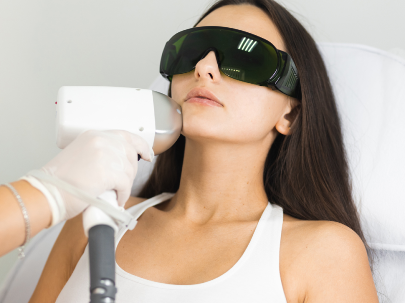 Experience the Best Laser Hair Removal in Thane at DNA Royal Aesthetic Clinic.