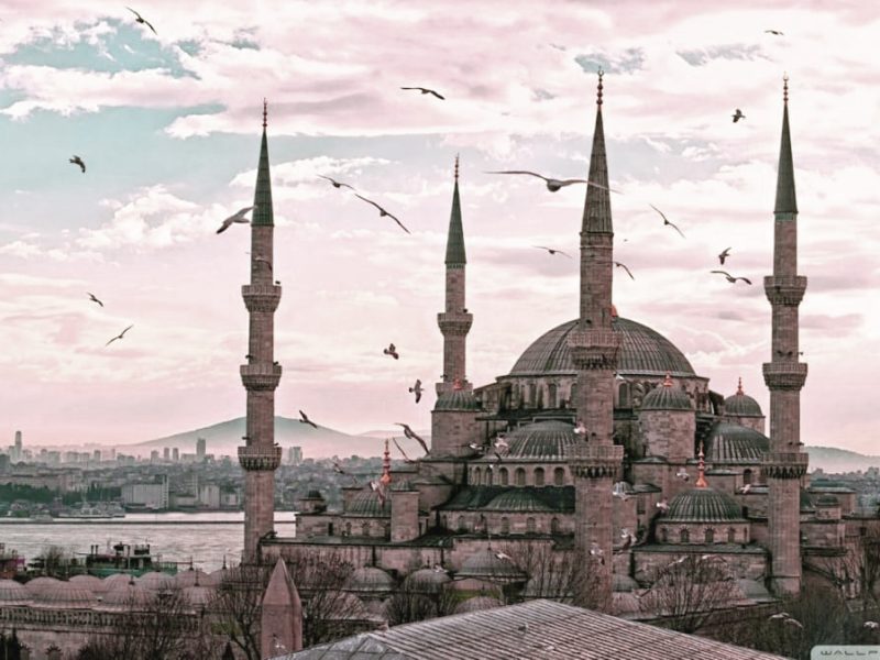 A Complete Travel Guide for Australians Visiting Turkey: Culture, Cuisine & Coastal Charm