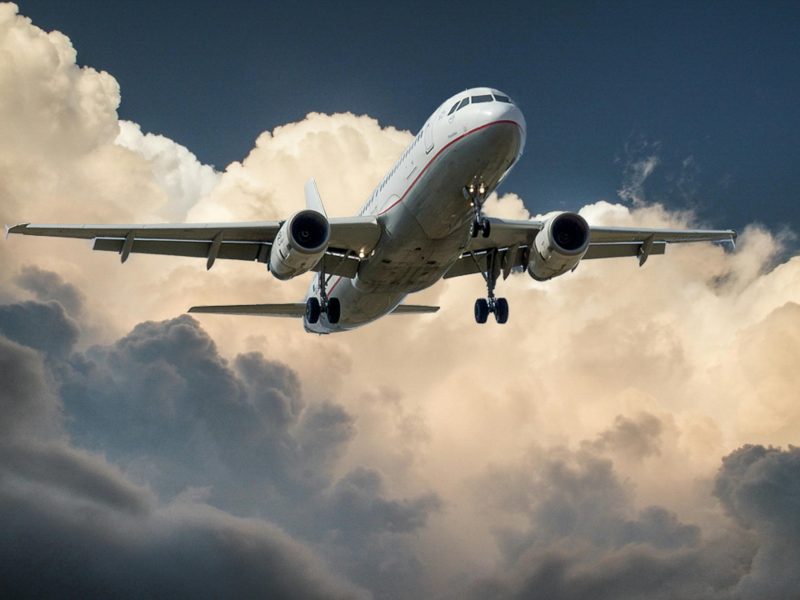 Book your next flight with Flighta!