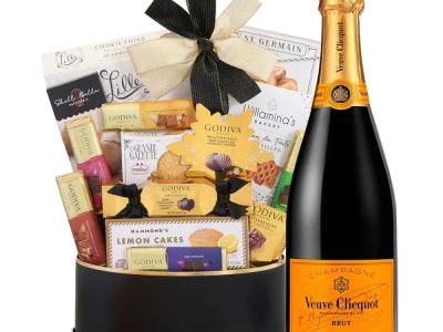 Wedding Wine Gift Basket – Elegant Celebration Gift