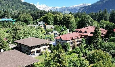 Hill Stations Near Delhi for Refreshing Weekend Escapes