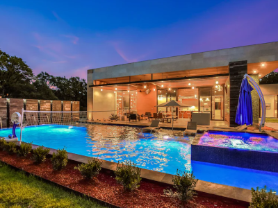 Modern Luxury Pools Austin: Sophisticated Outdoor Living by Renaissance Pools