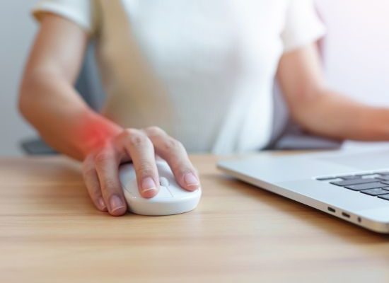 Effective De Quervain Tenosynovitis Treatment in Gurgaon for Lasting Wrist Pain Relief