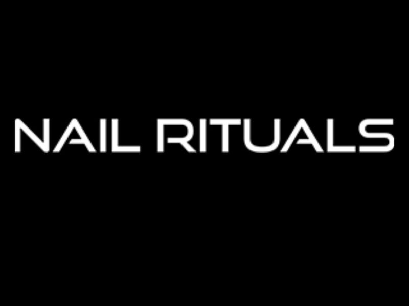 Nail Extension in Ghaziabad for Stylish and Elegant Nails