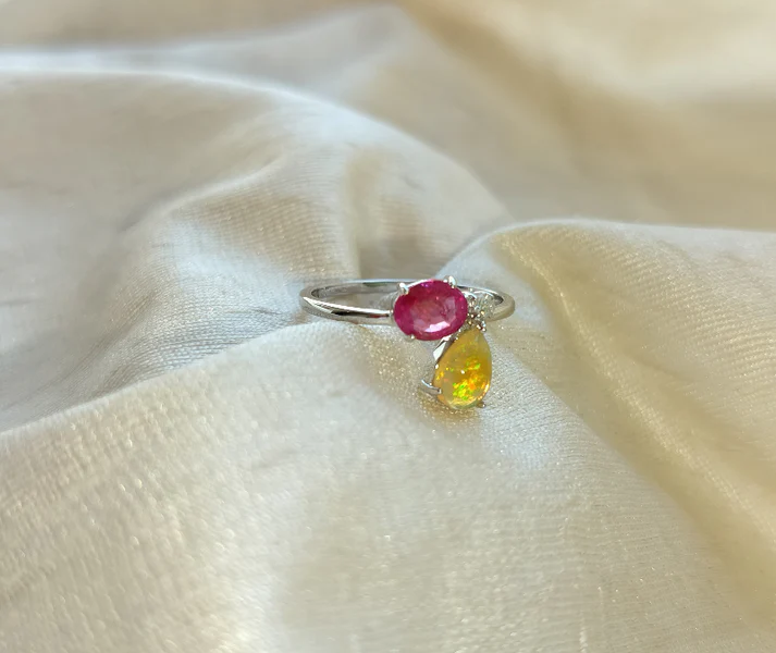 Amazing Luxury Colour Stone Jewellery Designs