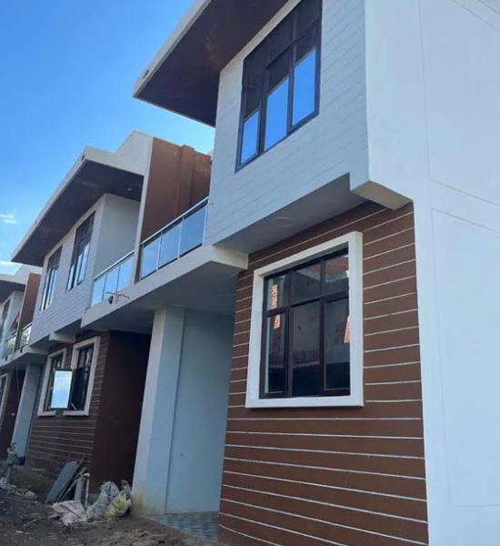 Purchase for villa near Gaur Chowk, Sector 16B