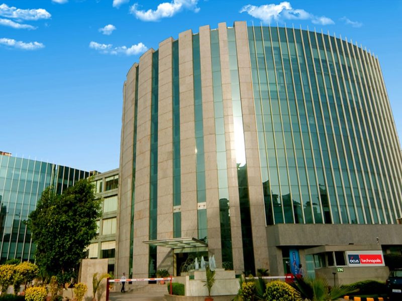 Commercial Projects on Golf Course Road for Business Success