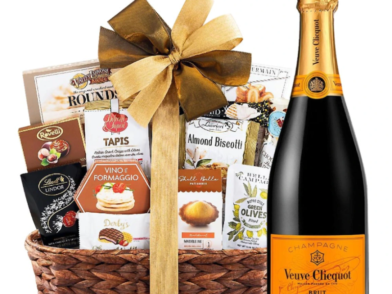 Champagne and Chocolate Gift Set – Elegant Celebration Gift