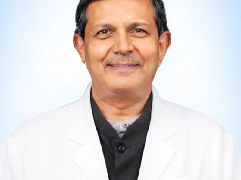 Dr. Vivek Sharma – Best Neurosurgeon in Varanasi | Brain & Spine Specialist