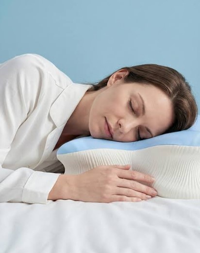 CozyRest Comparison: CozyRest Memory Form Cervical Pillow vs Traditional Pillows
