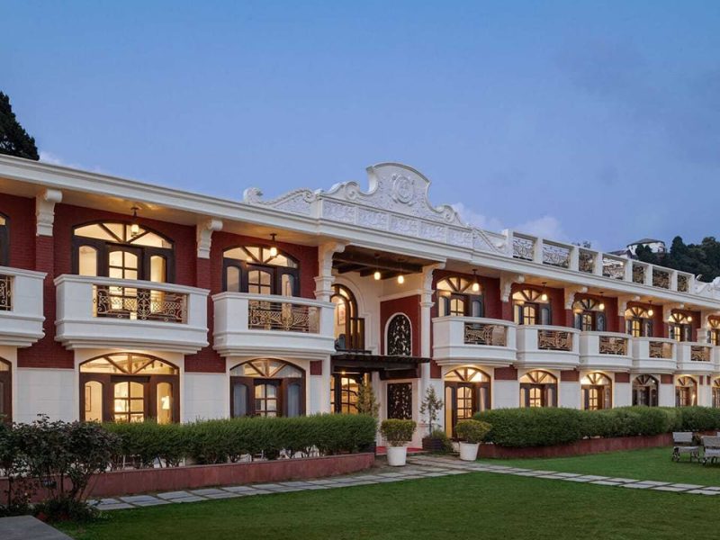 Weekend Gateway in Mussoorie for Relaxation and Adventure