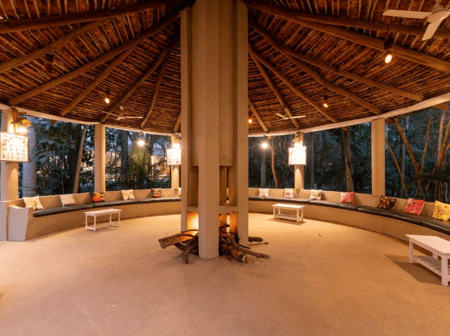 Book Tiger Den Resort, Bandhavgarh | Asia - Hotels & Resorts.