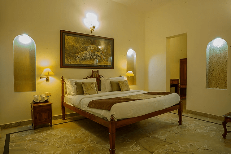 Book Tiger Den Resort, Bandhavgarh | Asia - Hotels & Resorts.