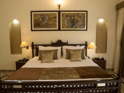 Book Tiger Den Resort, Bandhavgarh | Asia - Hotels & Resorts.