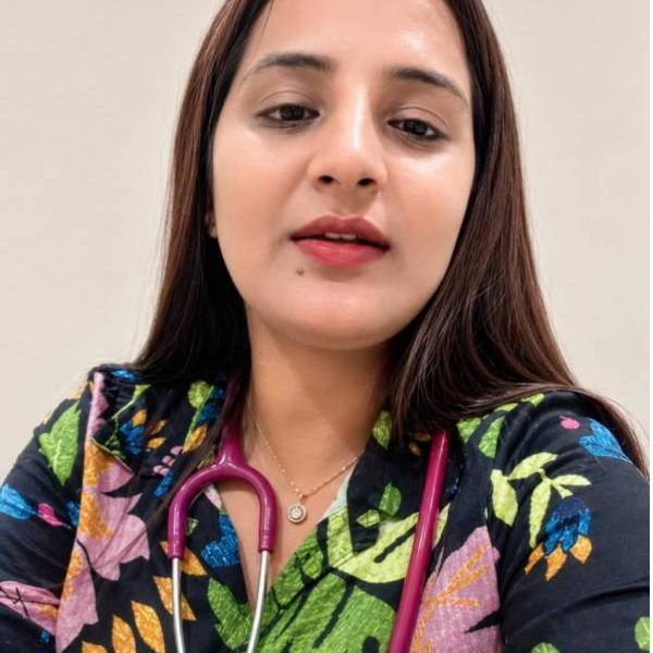 Dr. Rachika Sujanyal - Best Pediatrician in Pimpri | Kids Doctor | Child Doctor | Vaccination