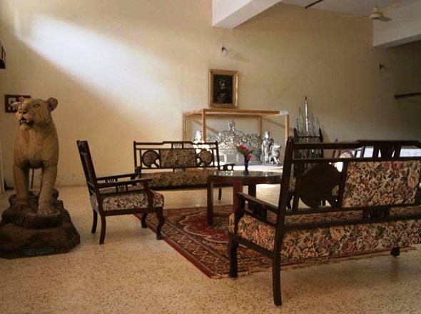 Book Maharajas Royal Retreat, Bandhavgarh | Best Hotel in Bandhavgarh Asia Hotels & Resorts