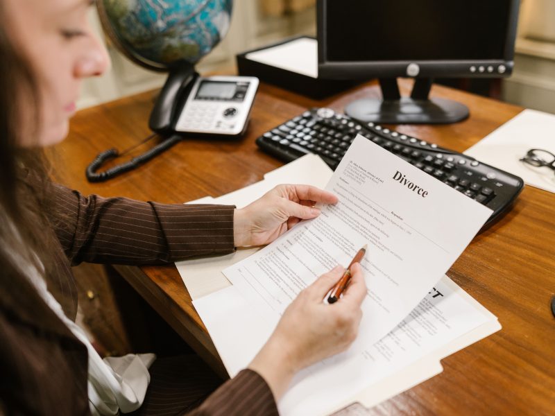Family Divorce Lawyer Delhi for Support Through Life Changes