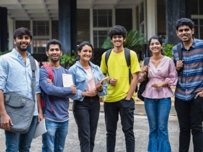 Best D Pharma College in Hathras for Careers